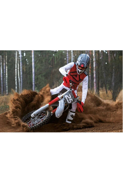 Jak vybrat řídítka na moto, která zlepší vaši ergonomii a sníží únavu?    