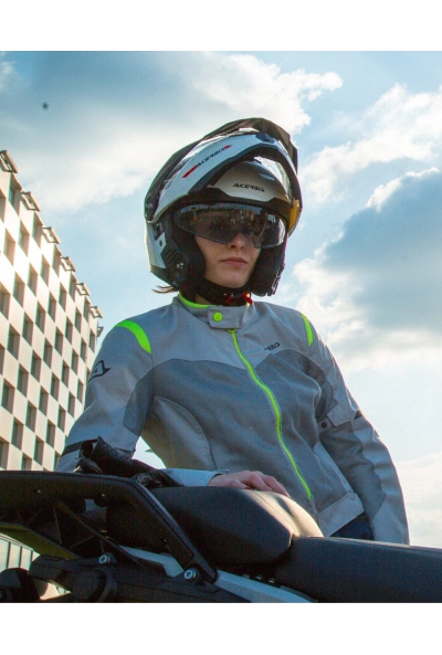 Jak připravit motorku na letní vedra?
