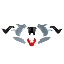 T7 Revolution sada plastů pasuje na Yamaha Tenere 700 19-24 šedo/černo červená